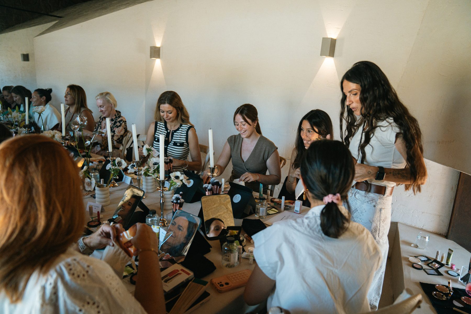 Taller de maquillaje con asistentes a #SíQuiero